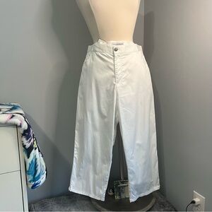 Sag Harbor 14 White Stretch Capri Pants with Pockets